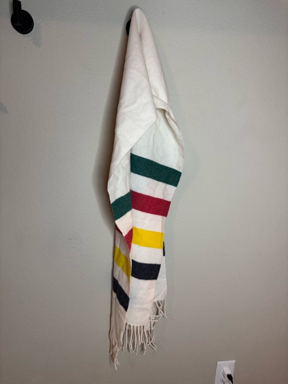 Pendleton Wool Stripe Scarf NWT Ivory Hudson Bay Style Fringe